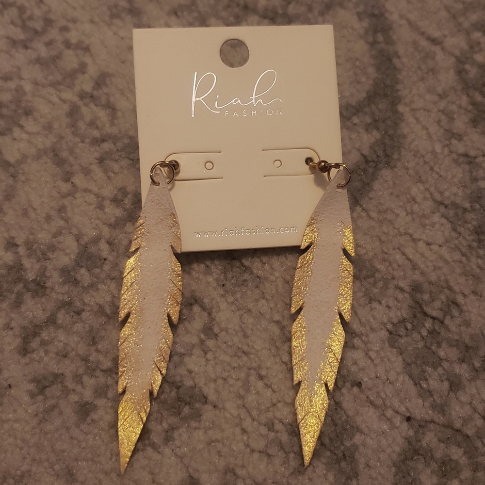 Faux Leather Feather earrings
